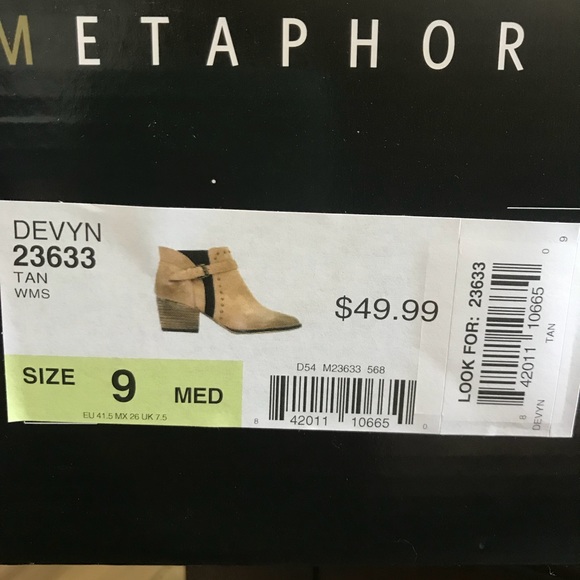 Metaphor Ankle Booties Size 9 - Picture 5 of 5